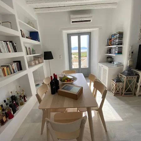 Sunray Paros Seafront With Jaccuzzi Next To Kite Sports Holiday home Pounda